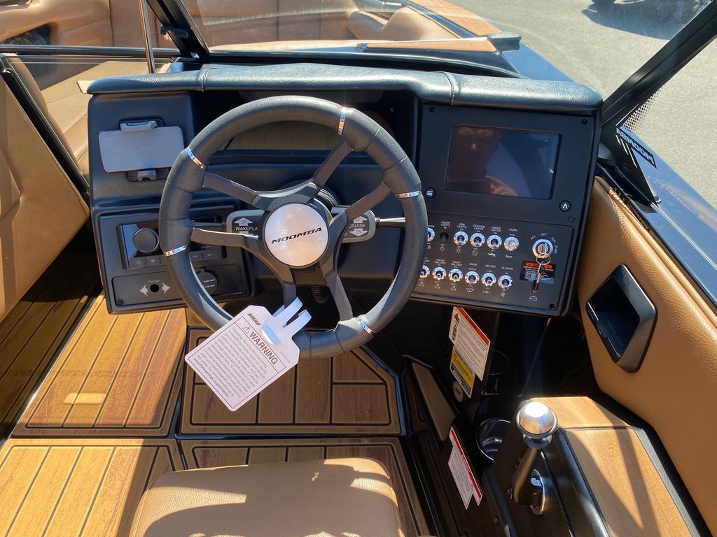 2023 MOOMBA Mojo