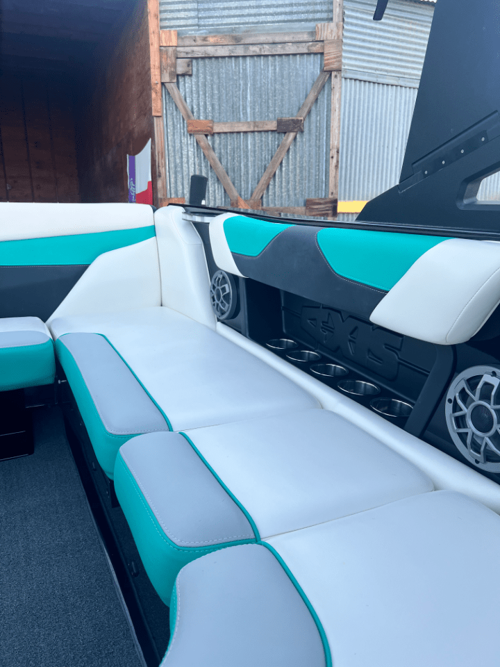 2019 AXIS A22