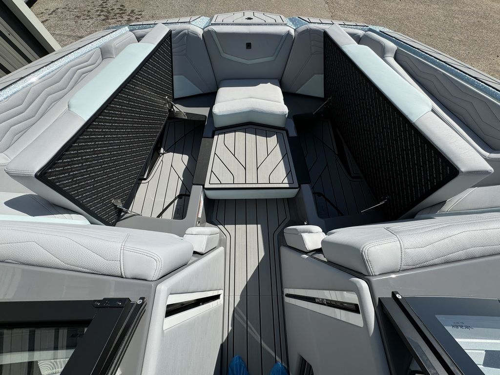 2025 Nautique Super Air Nautique G23 Icon
