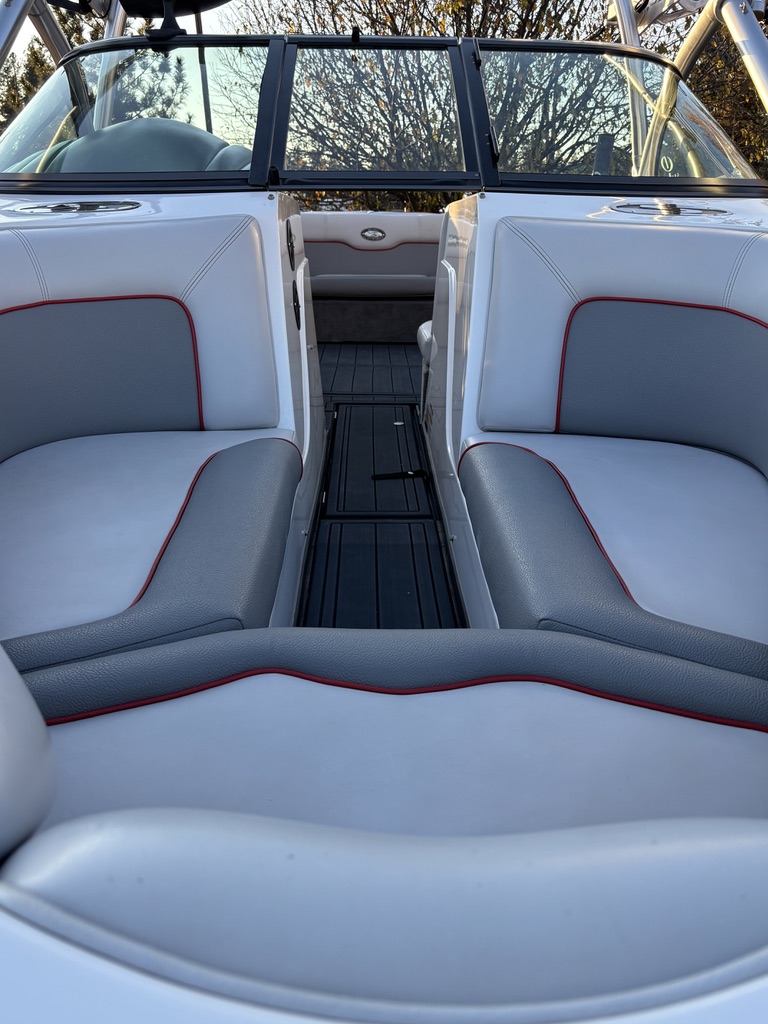 Immaculate 2006 Supra Launch 20 SSV