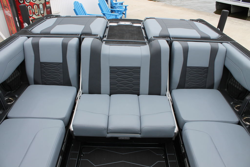 2025 Malibu Boats 23 MXZ