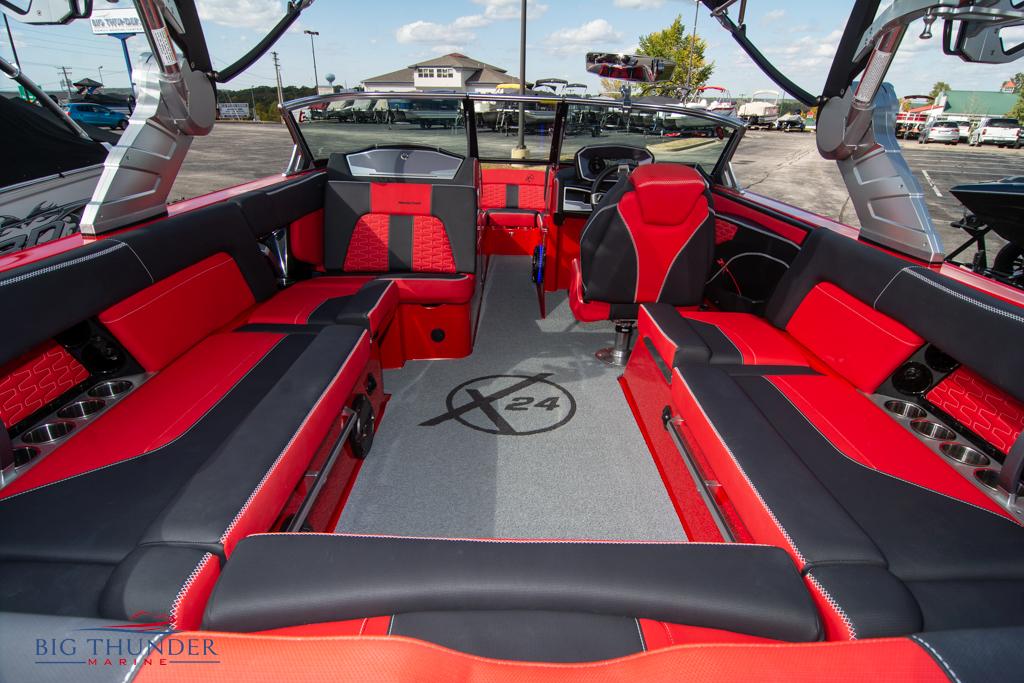 2021 Mastercraft X24