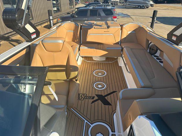 2024 MasterCraft XStar Surf