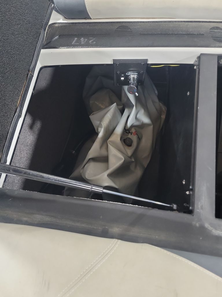 2015 malibu boats 247-LSV