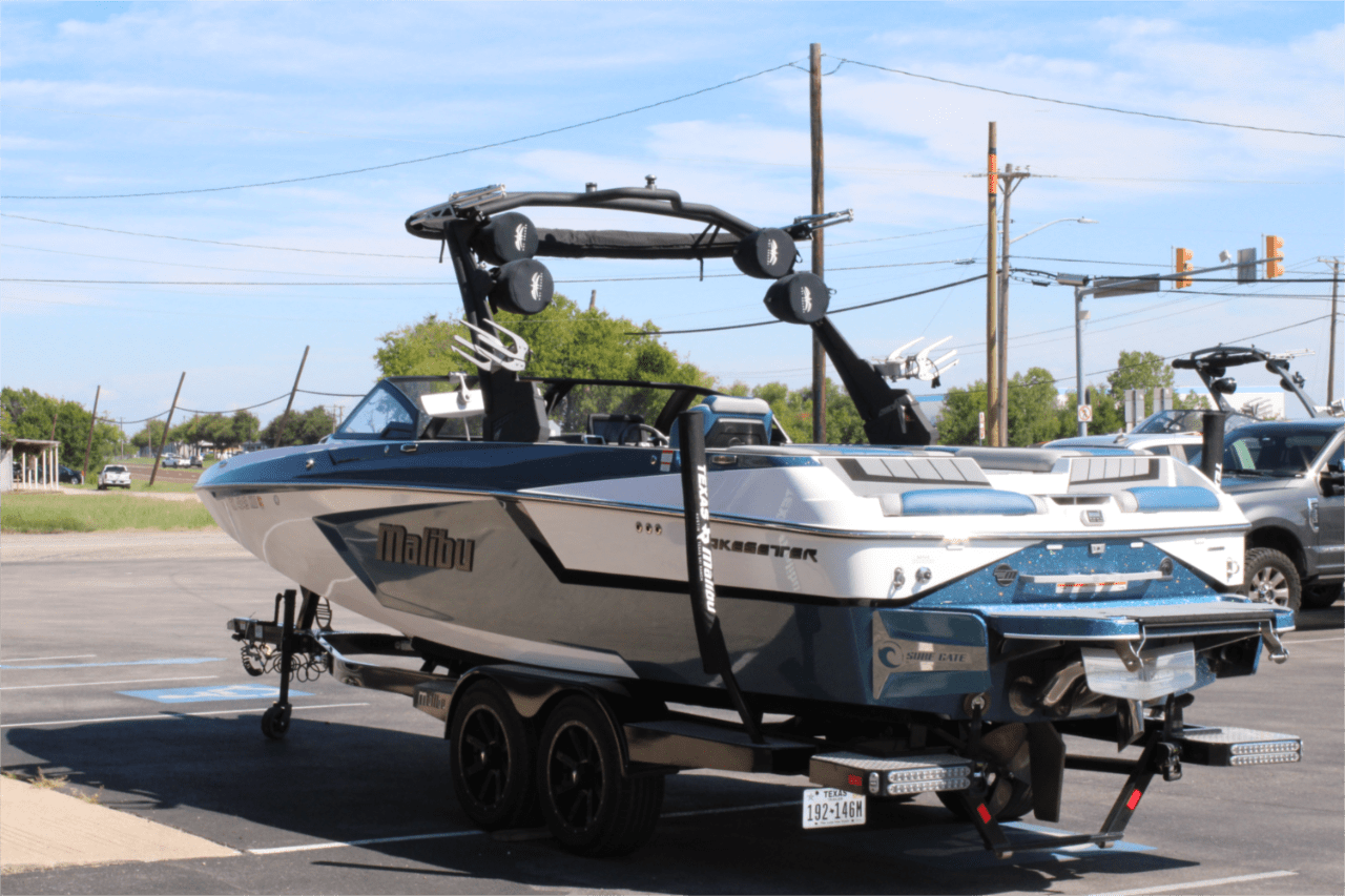 2022 Malibu 24 MXZ