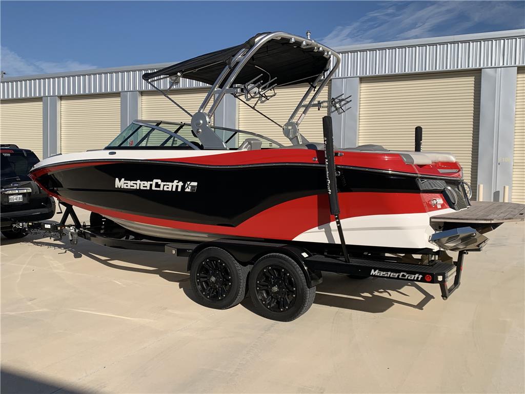 2018 MasterCraft XT22. Only 75 Hours