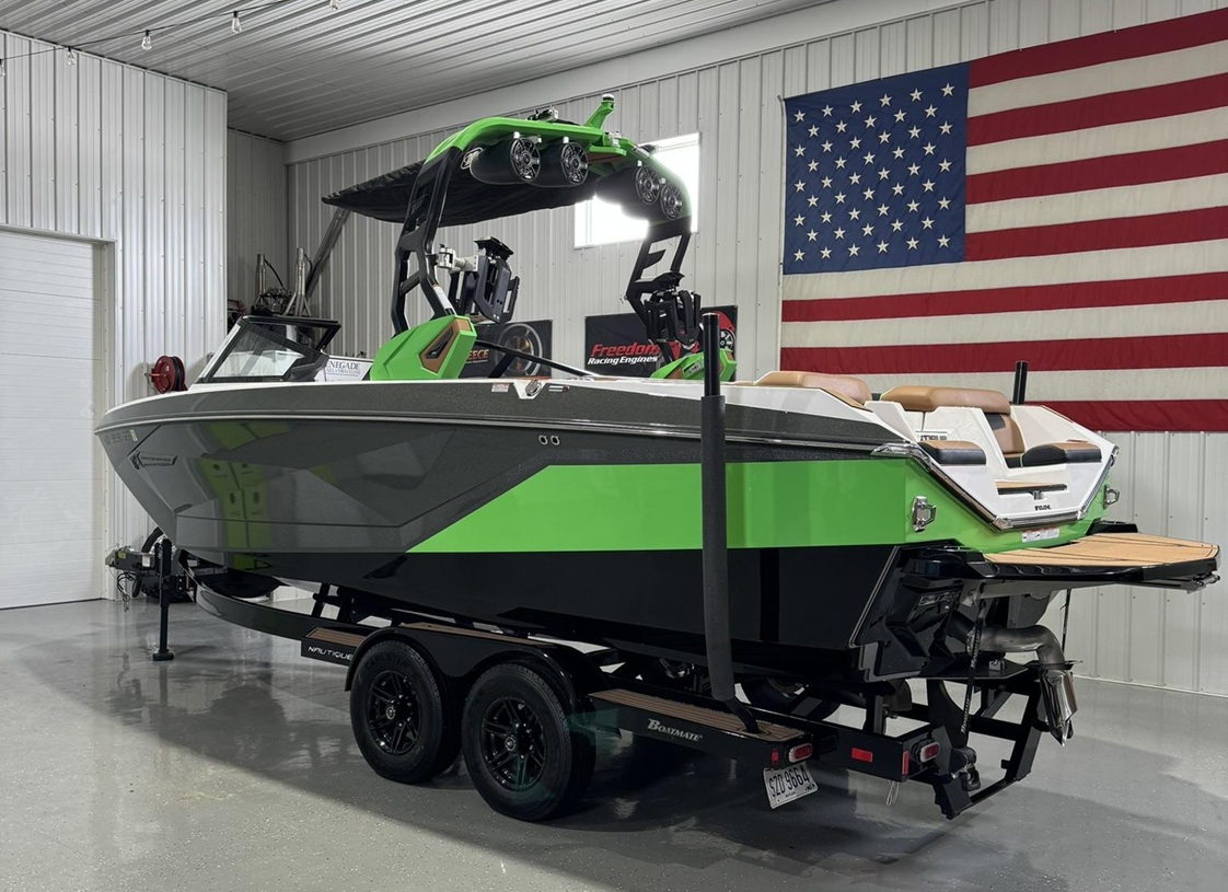 2021 Nautique G23