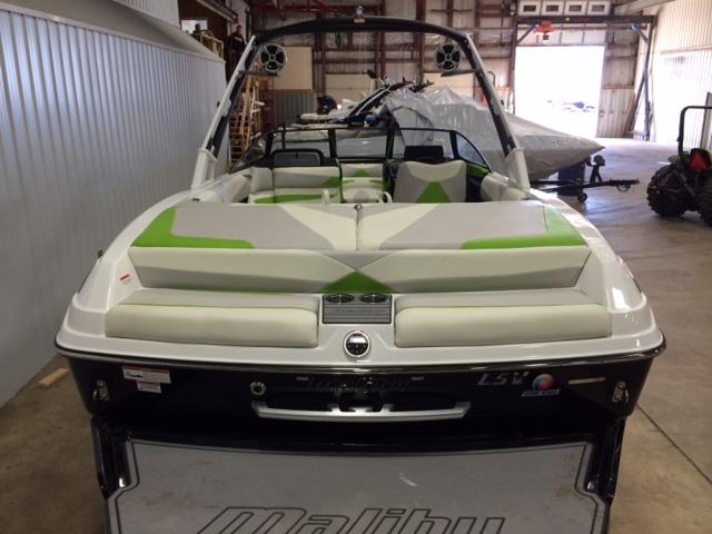 2015 Malibu 23 LSV