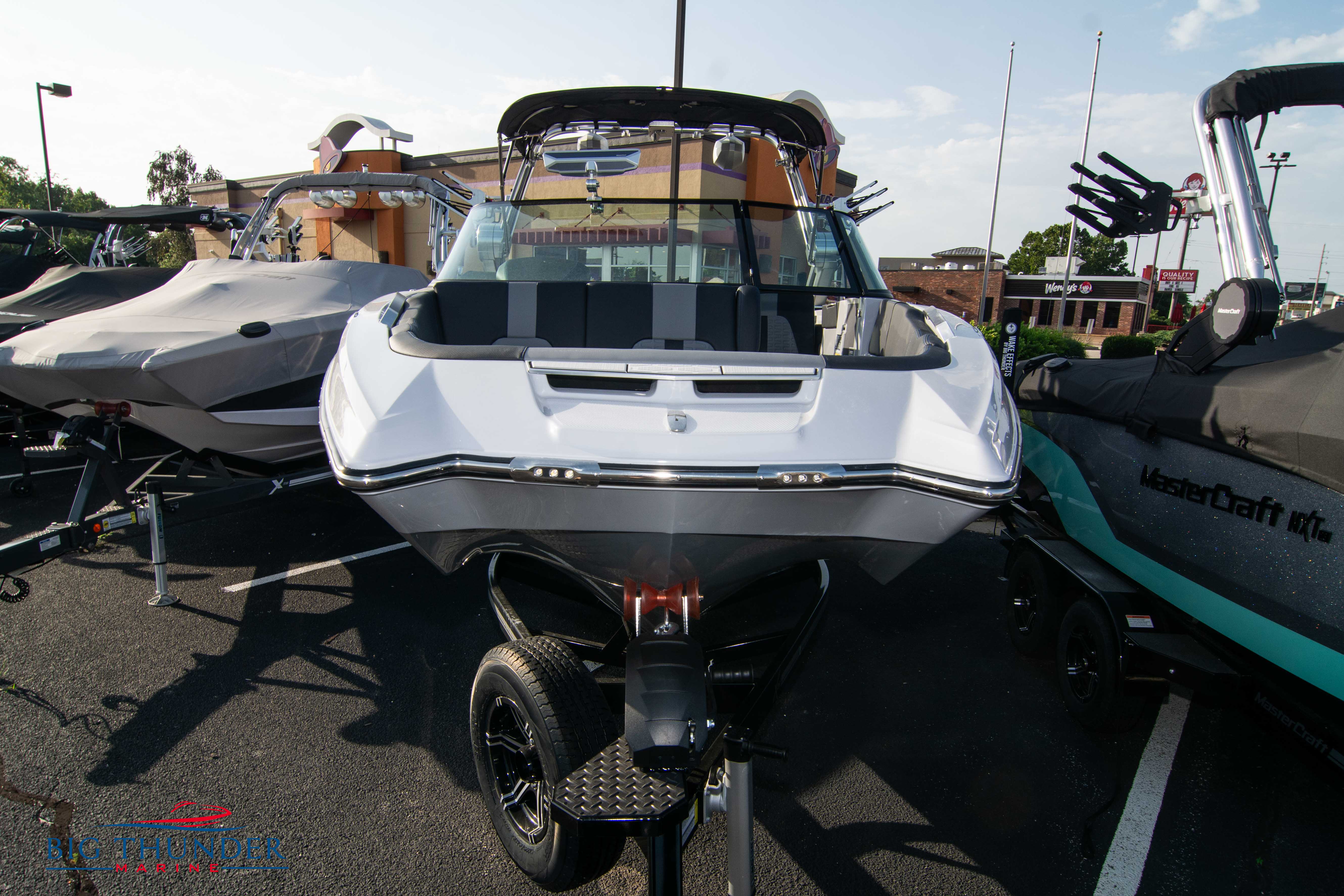 2023 Mastercraft X26