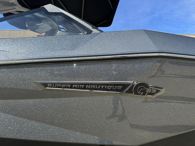 2025 Nautique G23