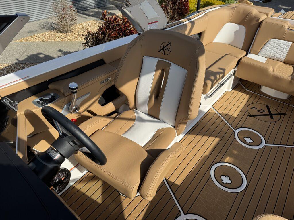 2025 MasterCraft X24 Demo