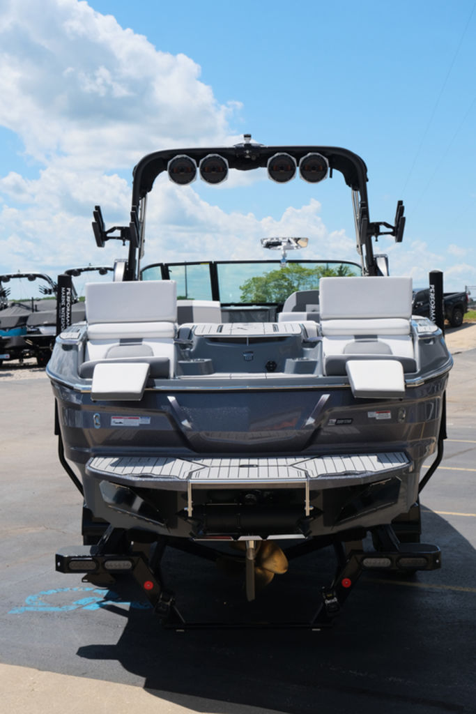 2025 MasterCraft X26