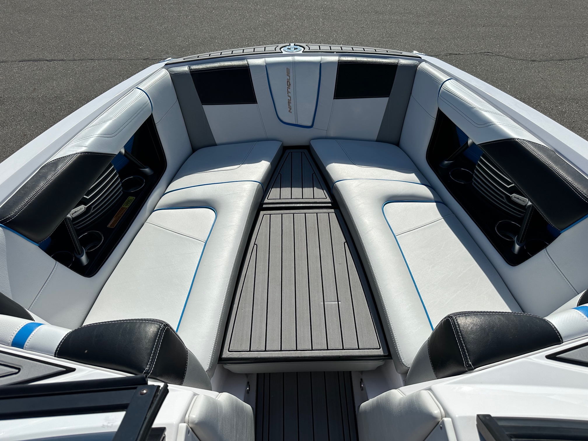 2013 Nautique G23