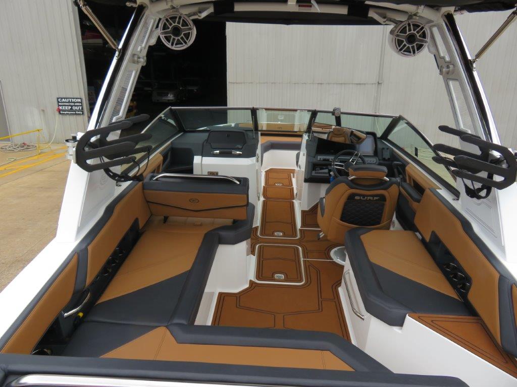 boat.Title