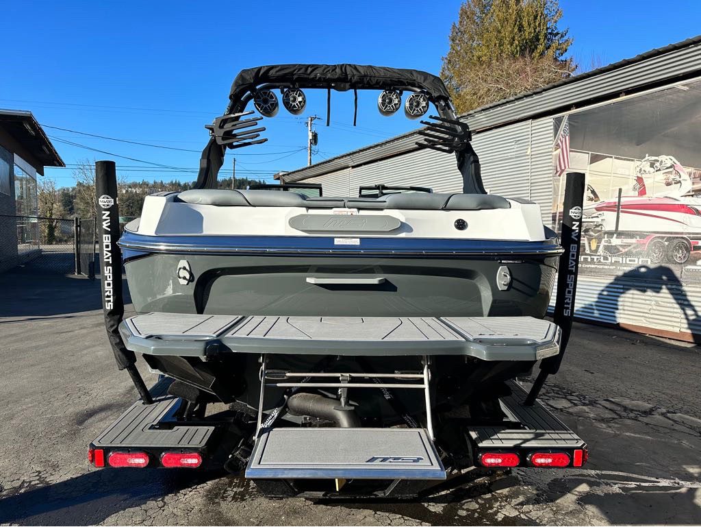 2023 MB Sports F21 Tomcat NEW