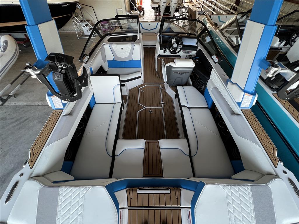 2023 Nautique G23