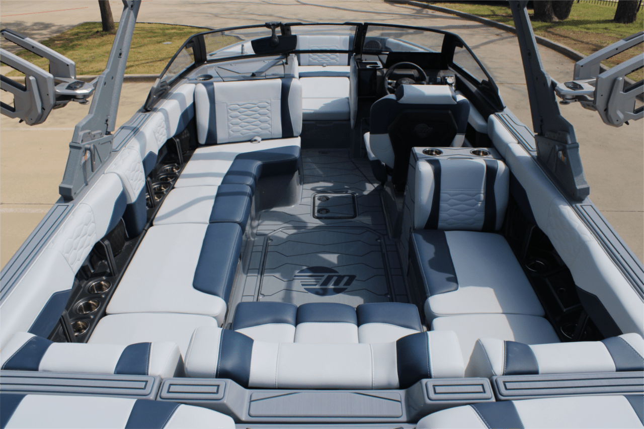 2025 Malibu 24 MXZ