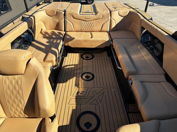 2024 MasterCraft XT24