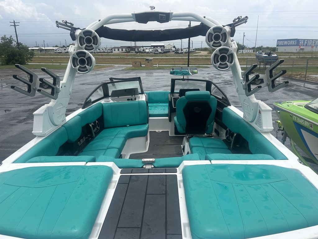 2020 Malibu Boats 23 MXZ