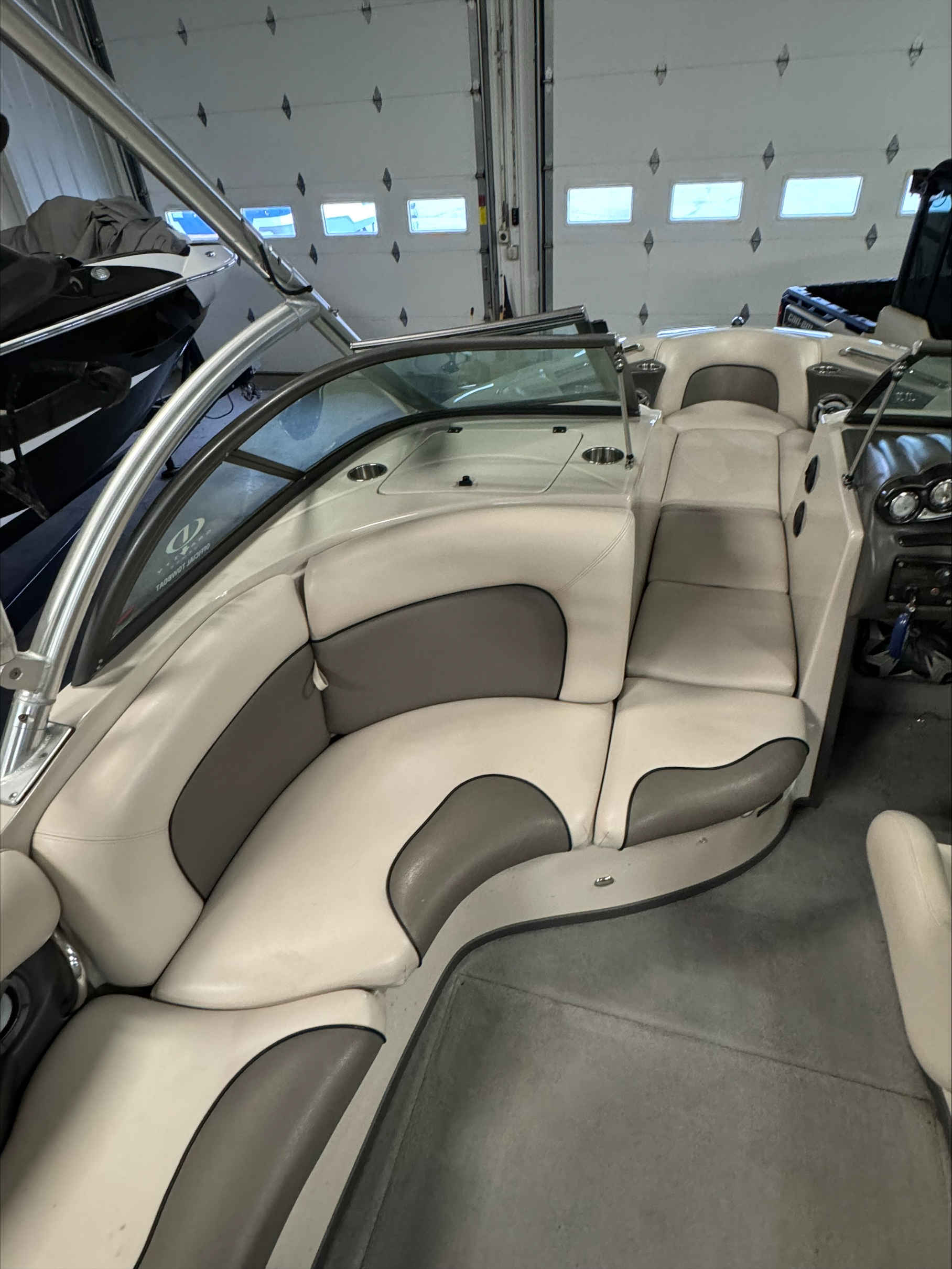2006 Supra Launch 22SSV