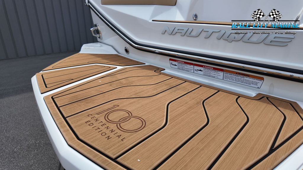 2025 Nautique G23