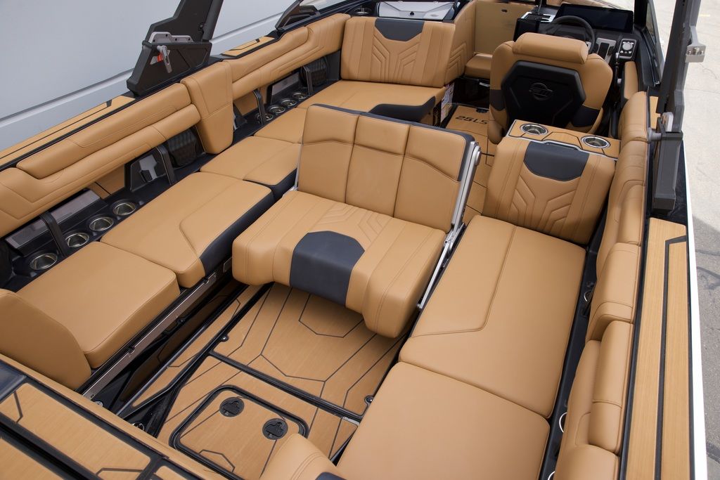 2025 Malibu Boats 25 LSV