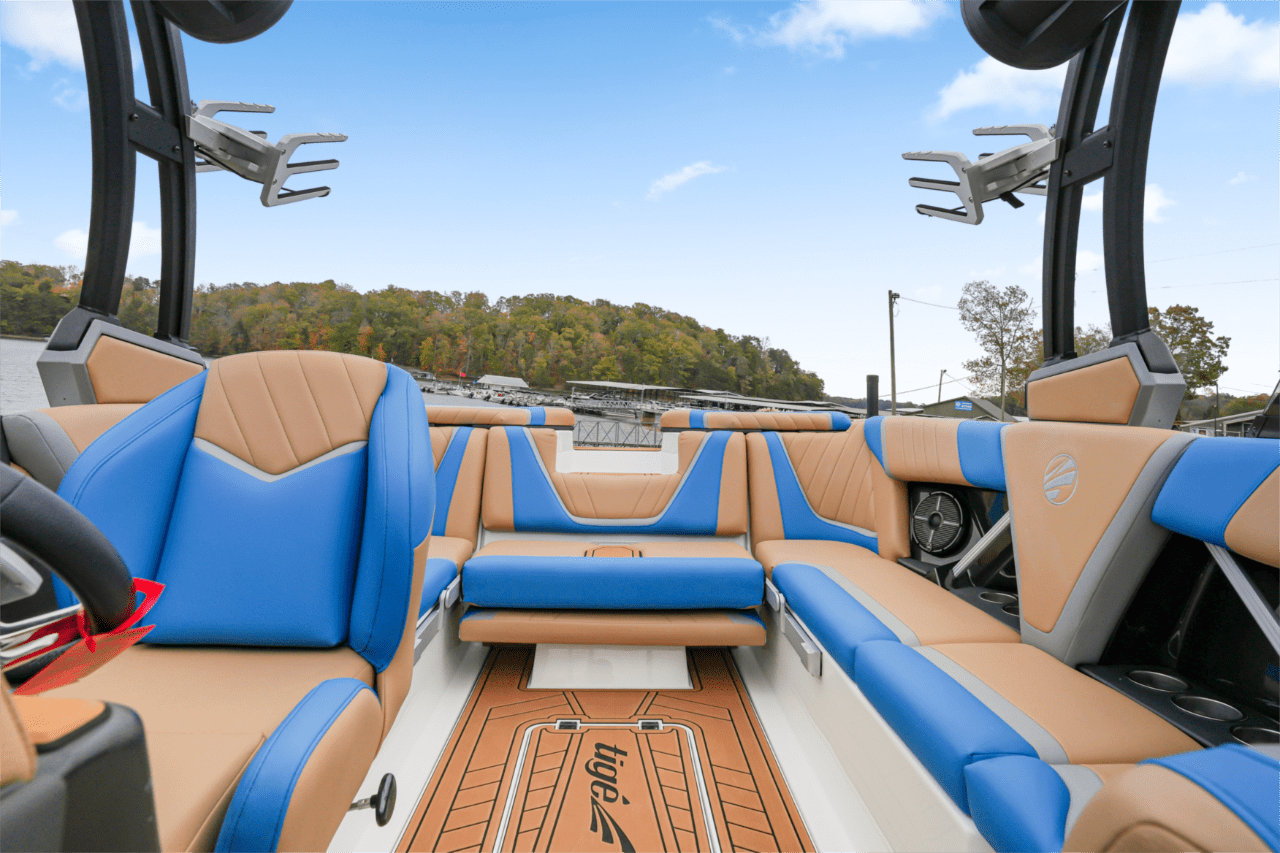 LOW HOUR 23RZX Lake Lanier, GA