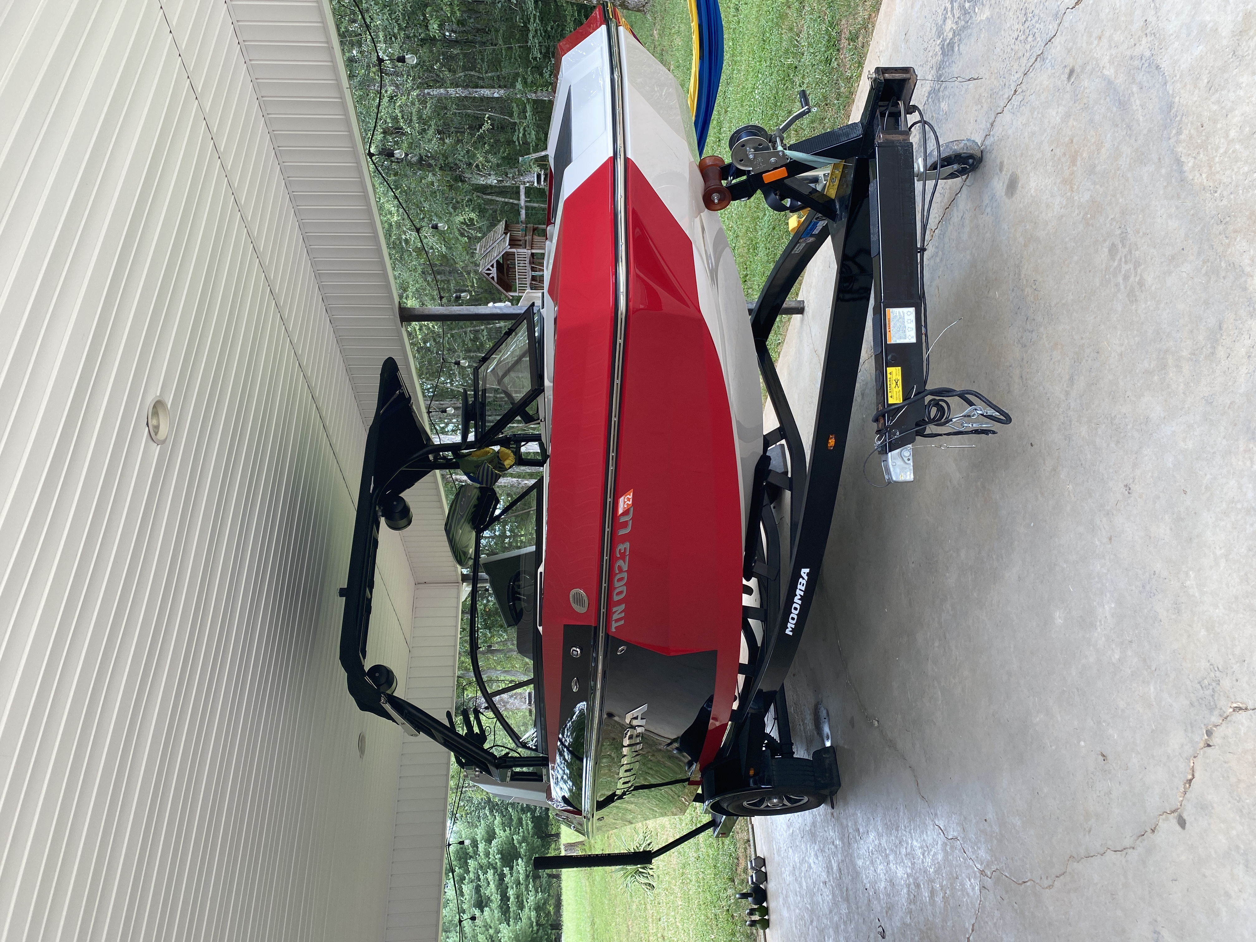 Moomba Helix