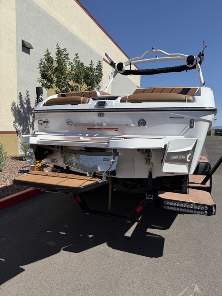 2022 Malibu Boats 23 MXZ