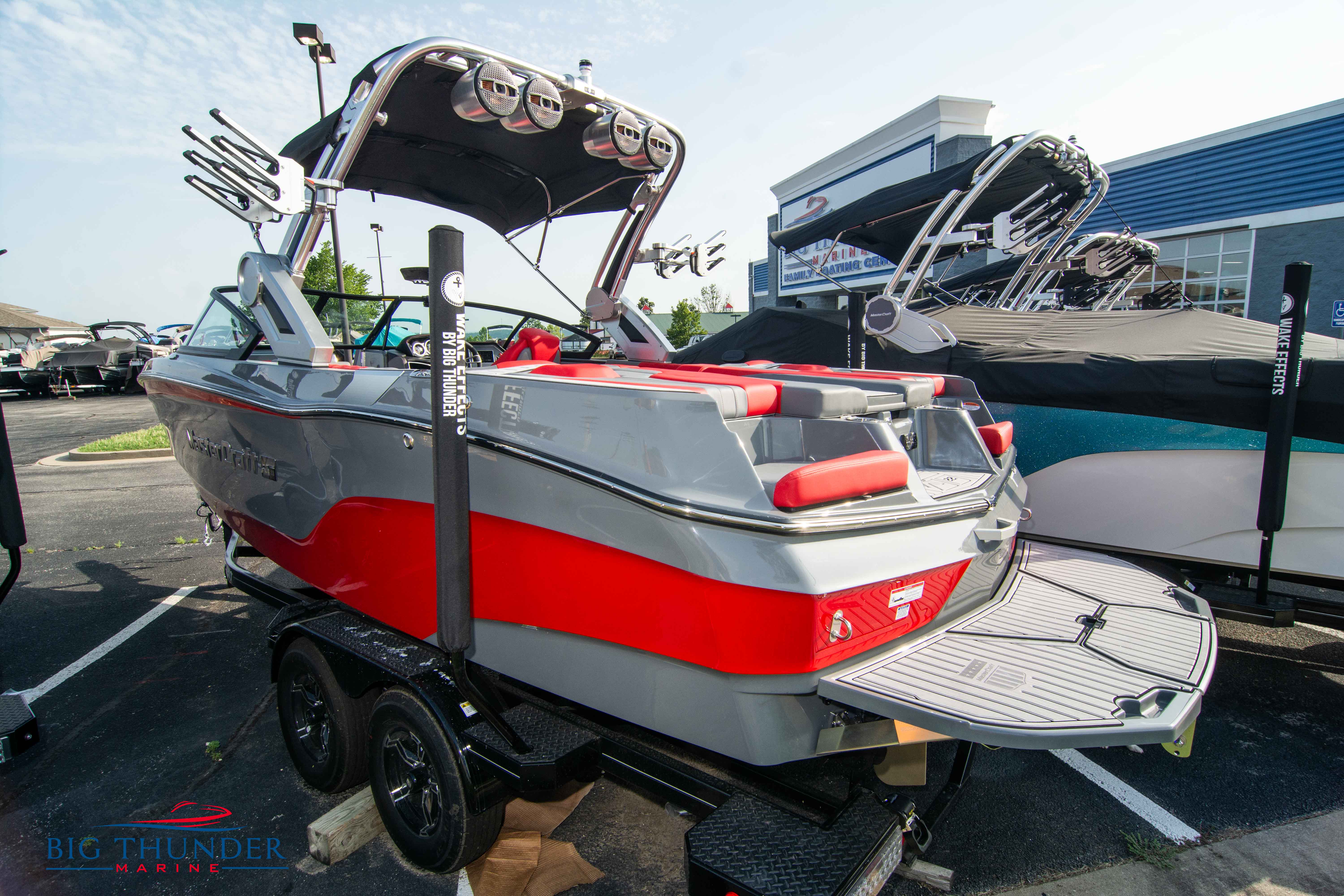 2023 Mastercraft XT22