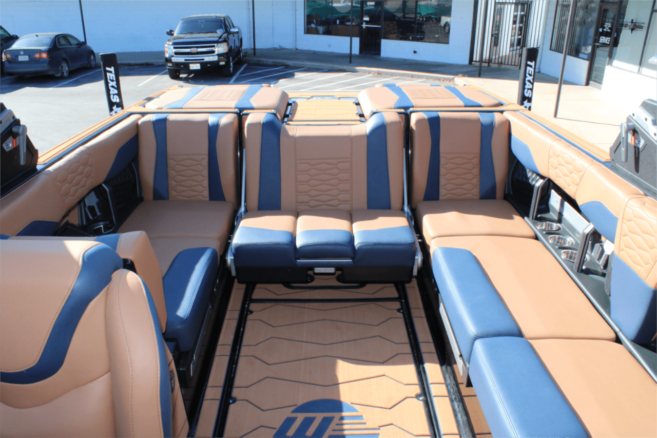 2025 Malibu 24 MXZ