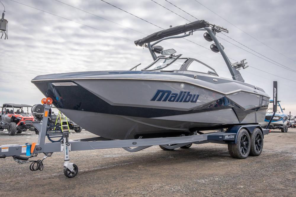 2023 Malibu Wakesetter 22 LSV