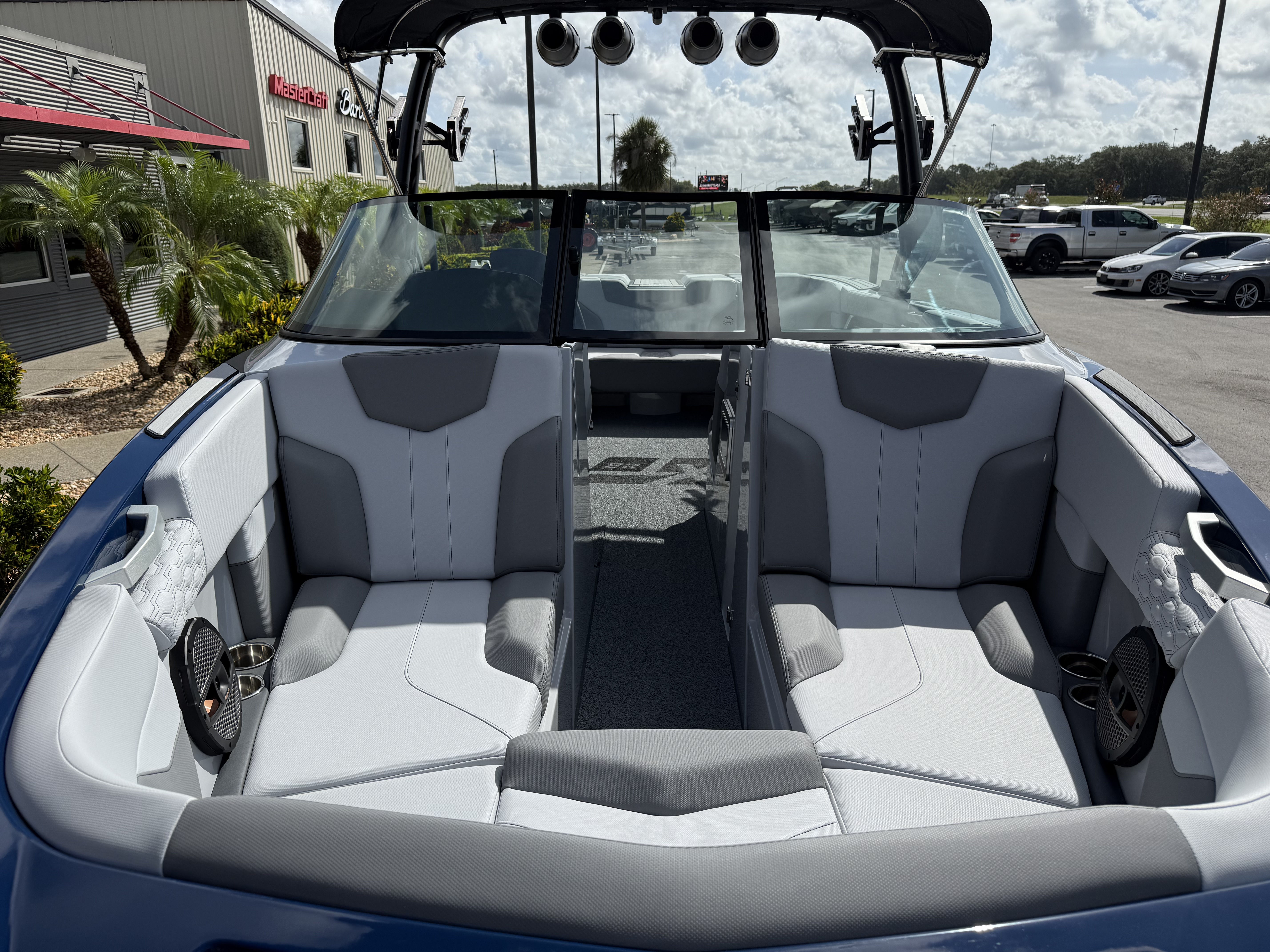 2024 MasterCraft XT22