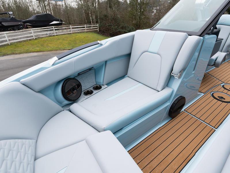 2025 MasterCraft X24