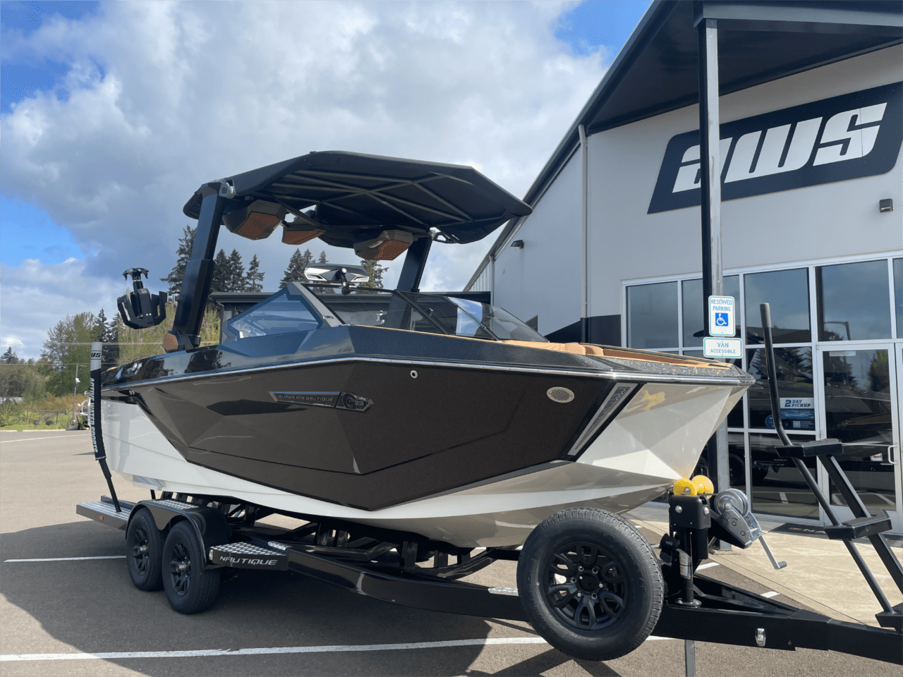 2025 Super Air Nautique G23 Icon