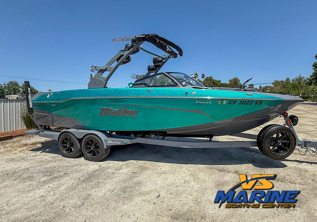 2020 Malibu Boats 25 LSV
