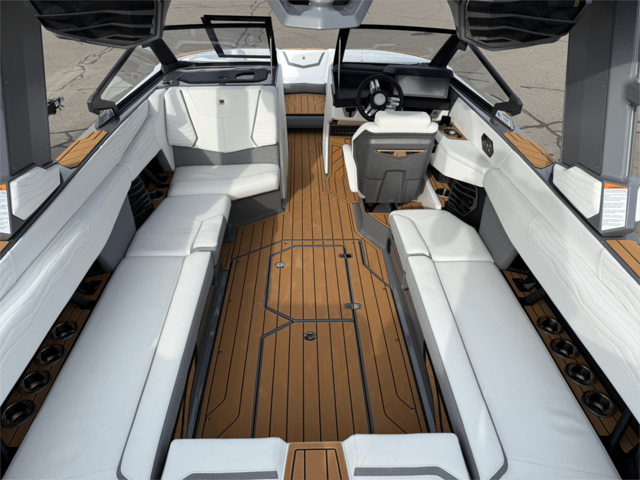 2025 Nautique G23
