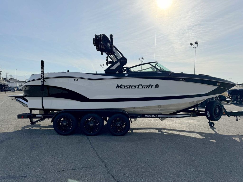 2024 MasterCraft X24