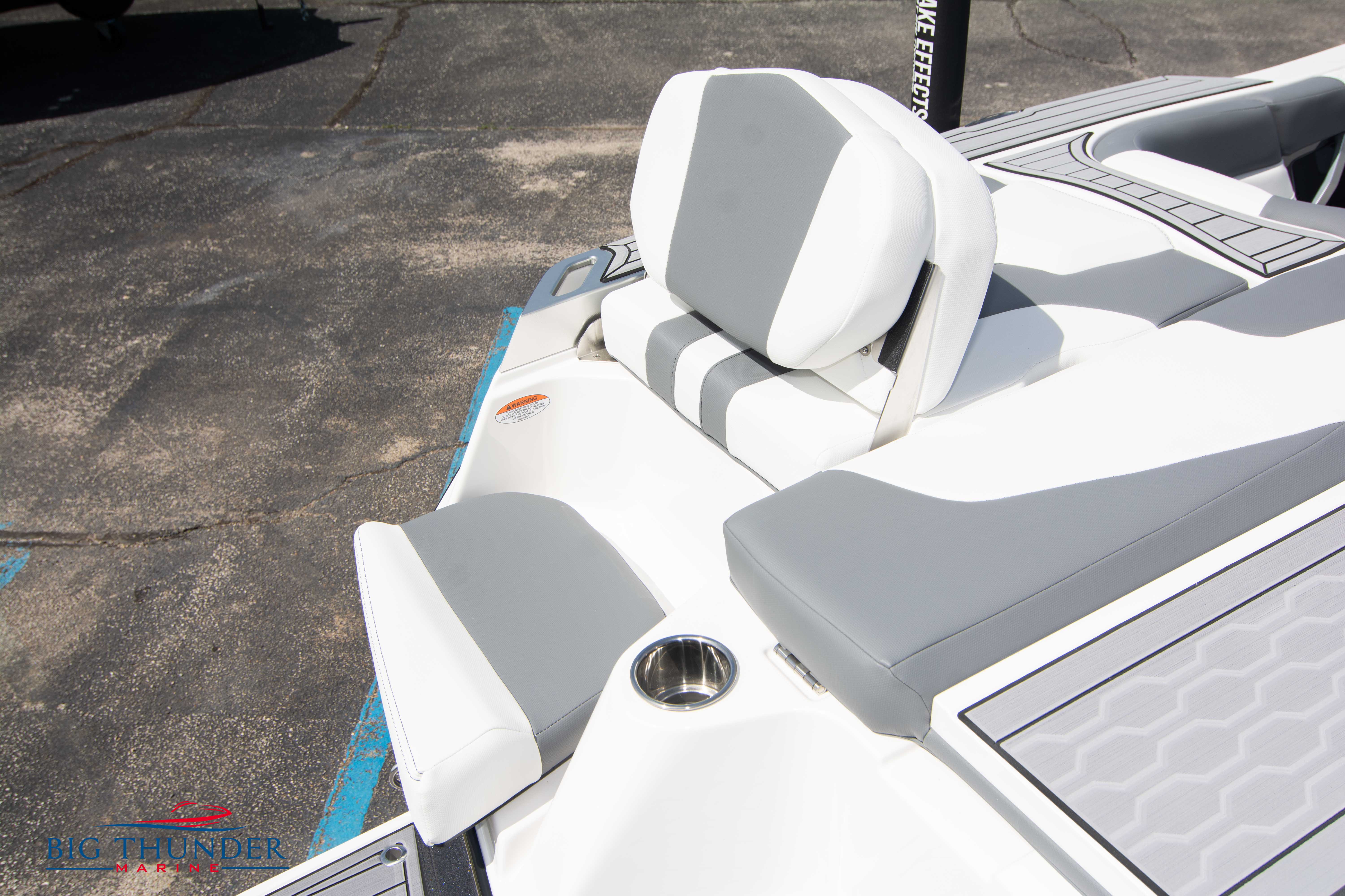 2023 Mastercraft XT24