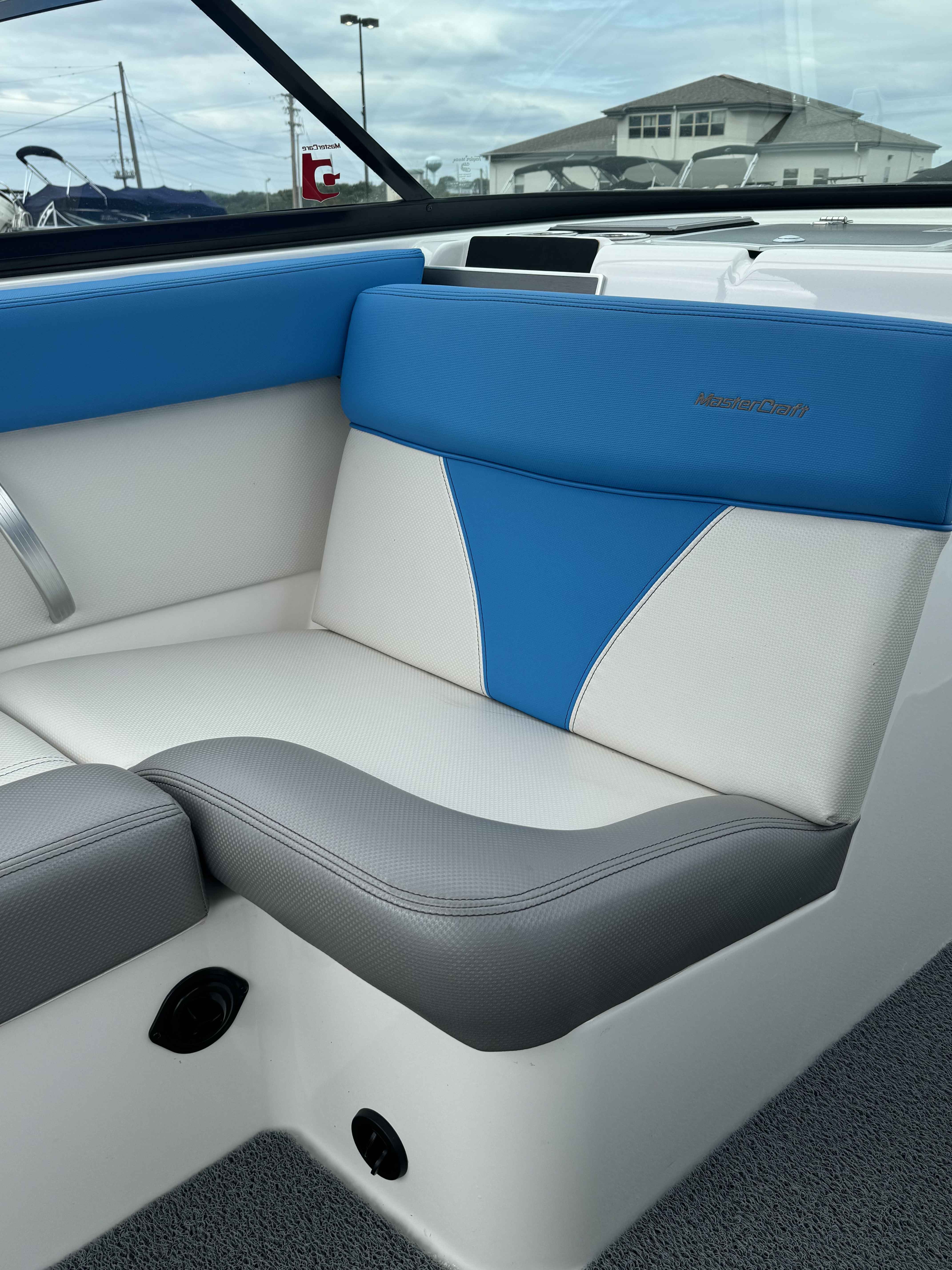 2018 MasterCraft XT23