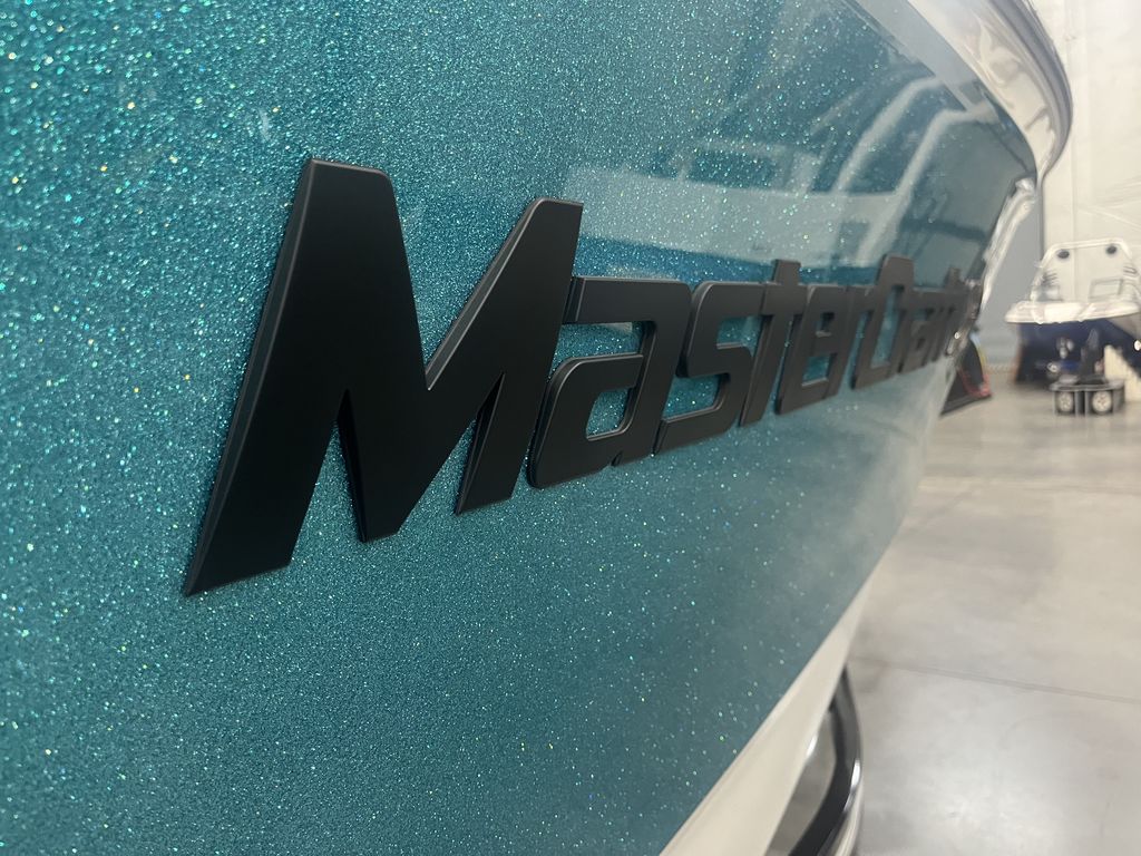 2025 MasterCraft XT22T