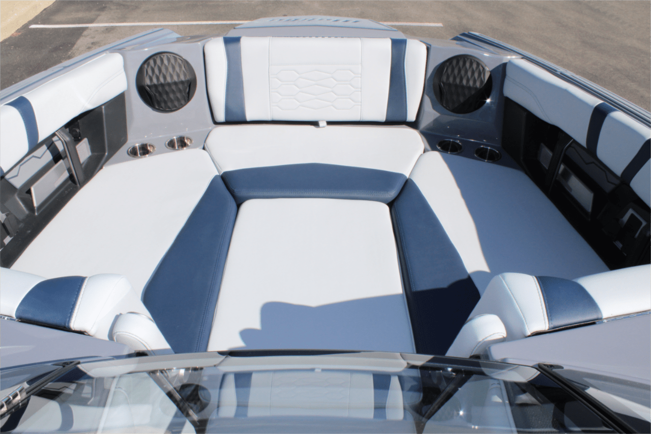 2025 Malibu 23 MXZ