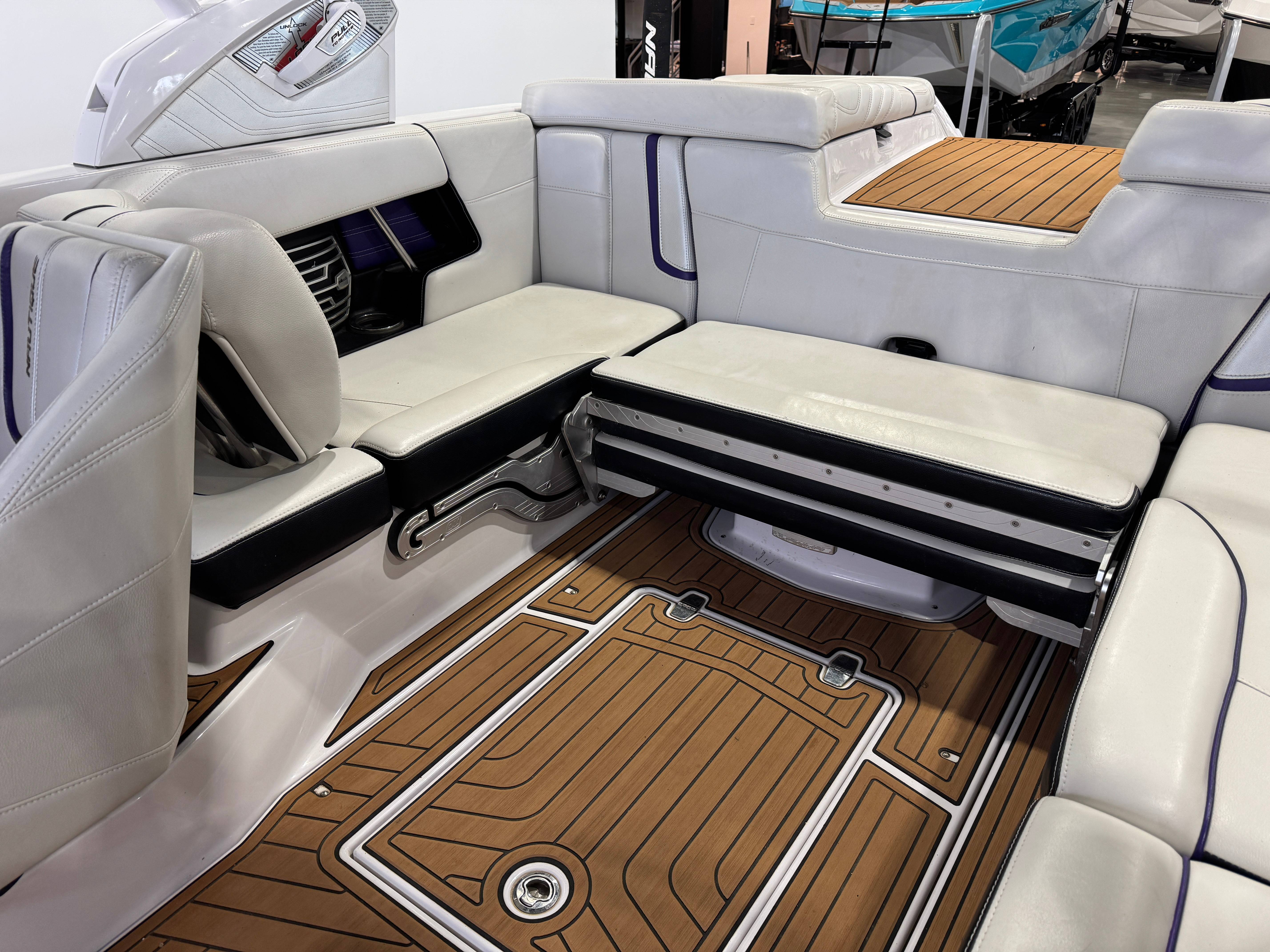 2014 Nautique Super Air Nautique G21