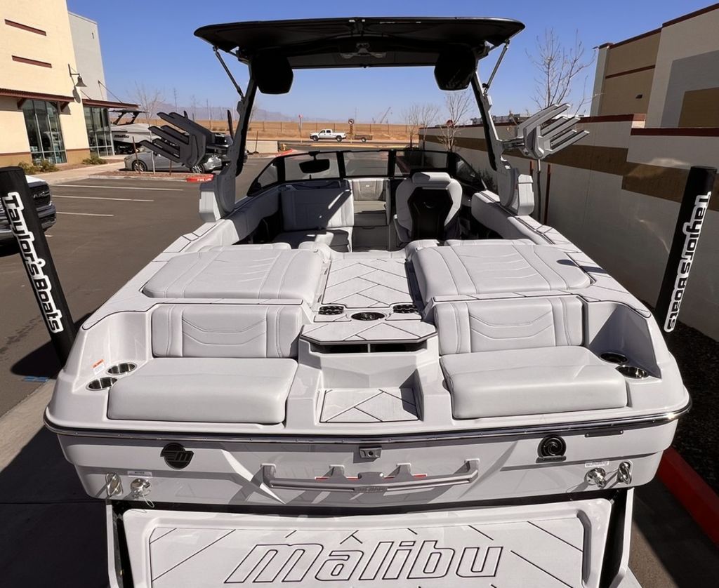 2025 Malibu Boats 23 LSV