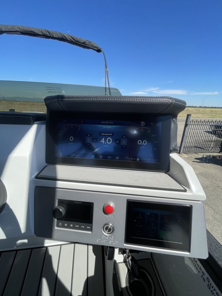 2021 montara 25-Surf-Boss-20