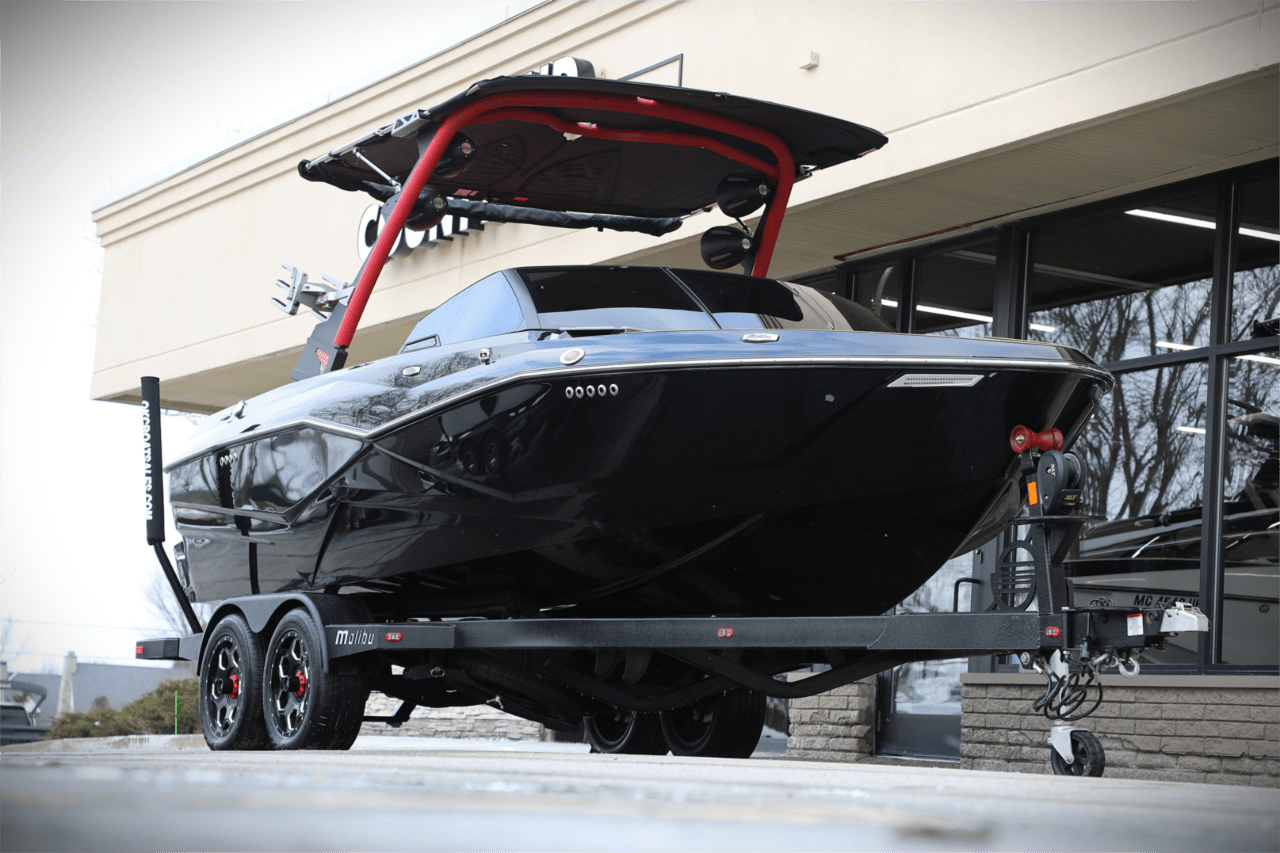 2023 Malibu Wakesetter 22 LSV – New Arrival – M6 Motor!