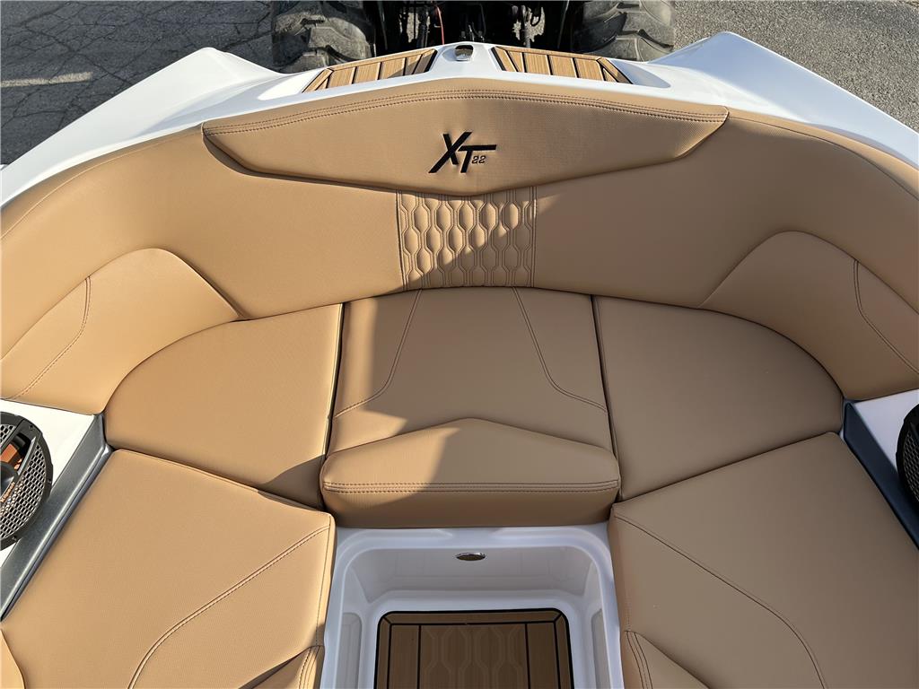2024 Mastercraft XT-22 | 209109