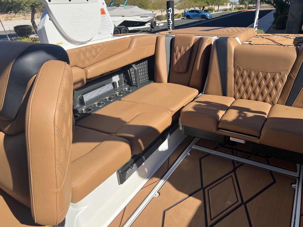 2025 Malibu Boats M230