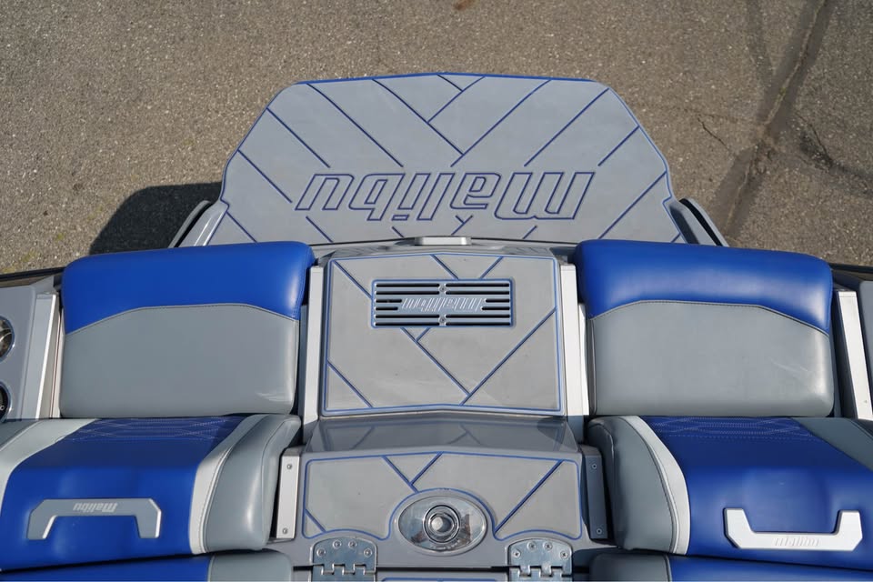 2022 Malibu Wakesetter 25 LSV