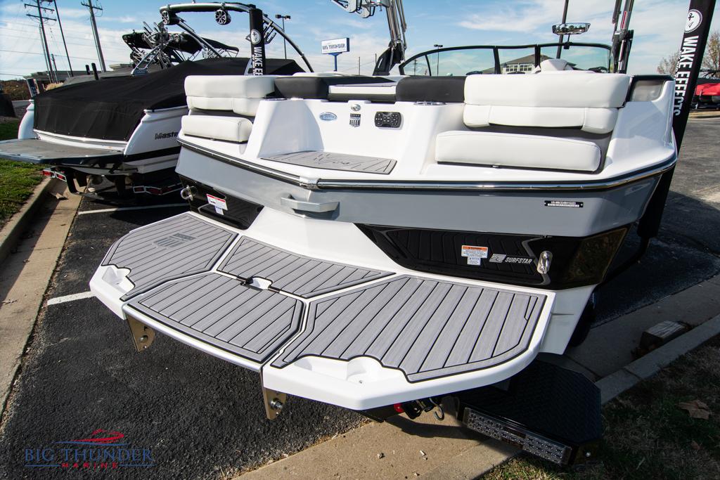 2023 Mastercraft XT24
